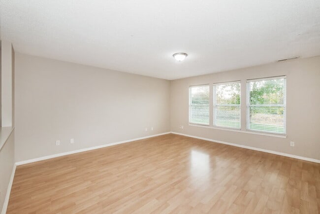 Building Photo - 6058 Amber Valley Ln