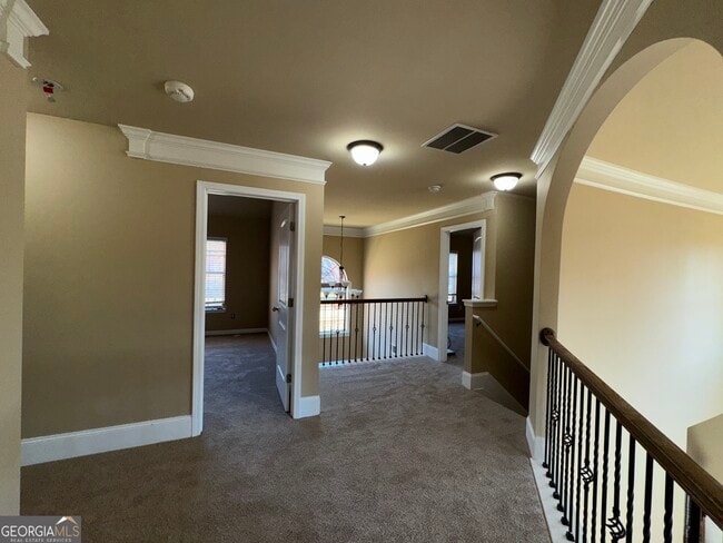 Building Photo - 352 Plymstock Dr