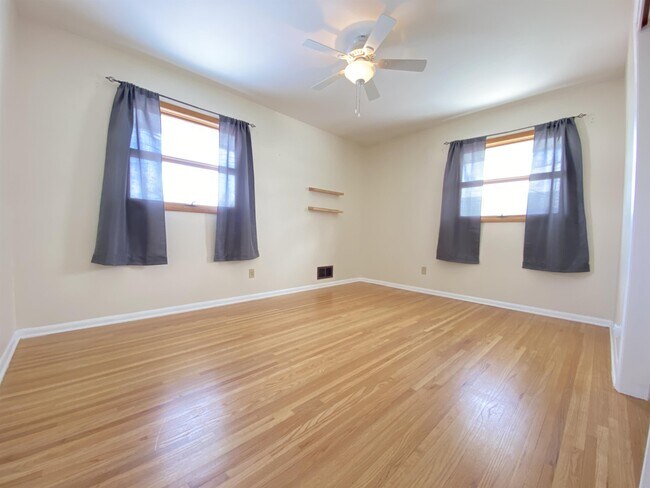 Building Photo - 1877 22nd St NW