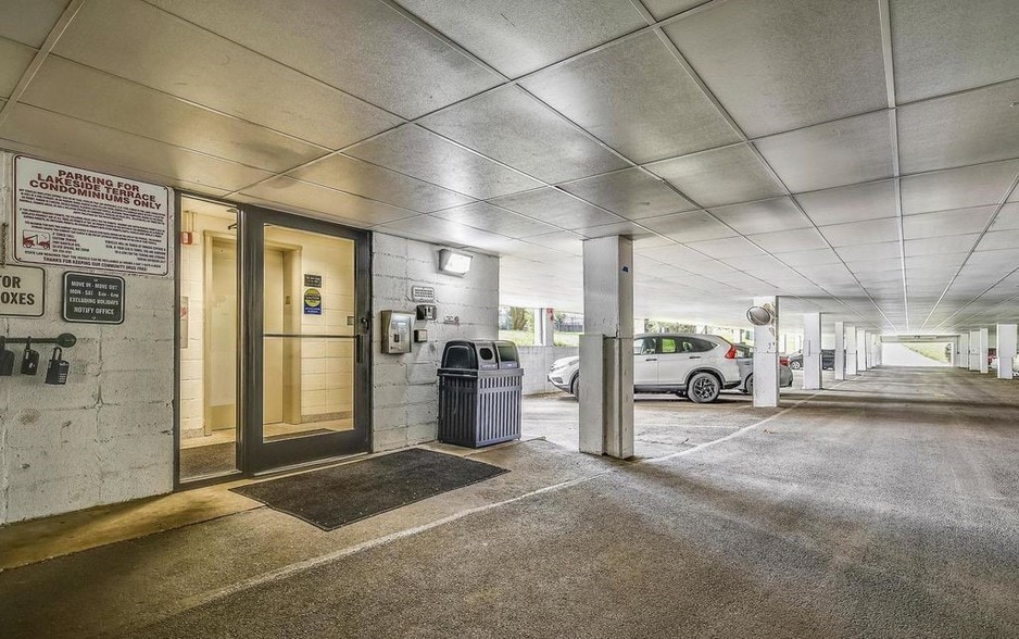 Covered parking - 7505 Democracy Blvd