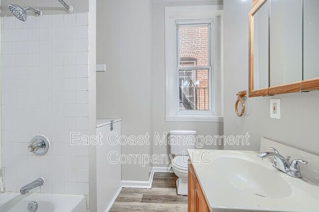 Building Photo - 2348 Eutaw Pl