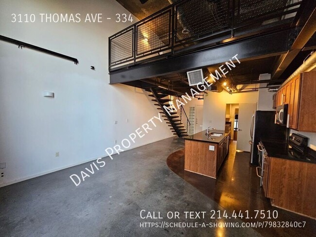 Building Photo - Loft in Uptown