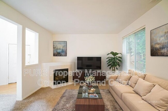 Building Photo - 16215 SW Blue Goose Ln