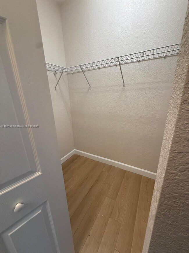 Building Photo - 16991 SW 90th Terrace