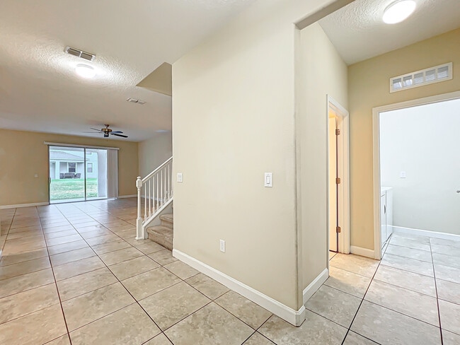 Building Photo - 15147 Driftwood Bend St