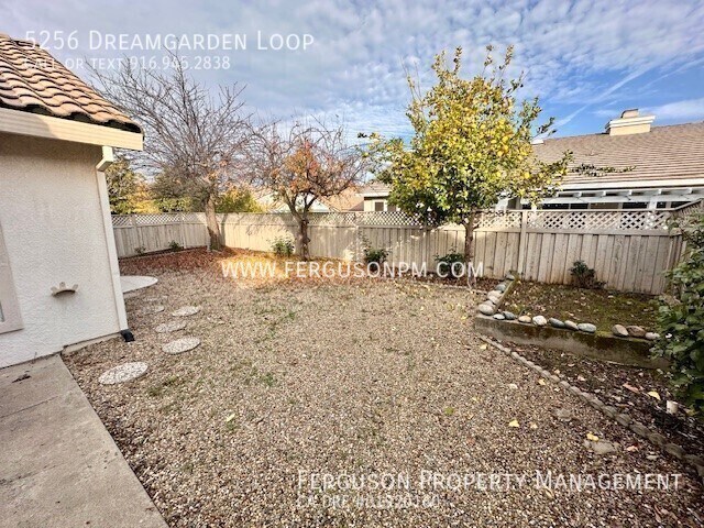 Building Photo - 5256 Dreamgarden Loop