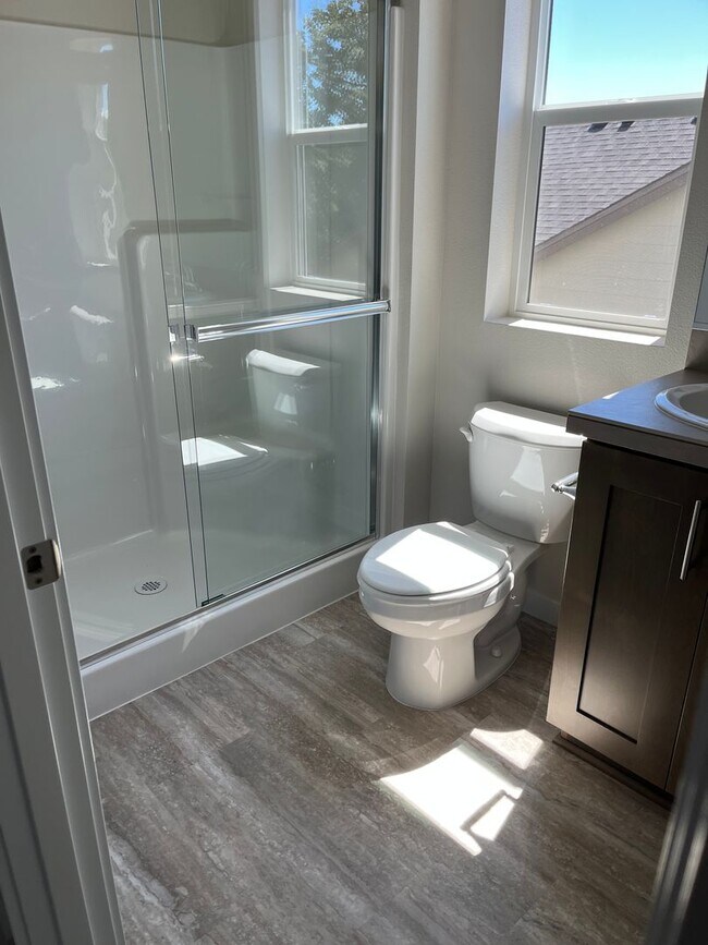 Building Photo - New Home in the Desirable Millican Creek D...