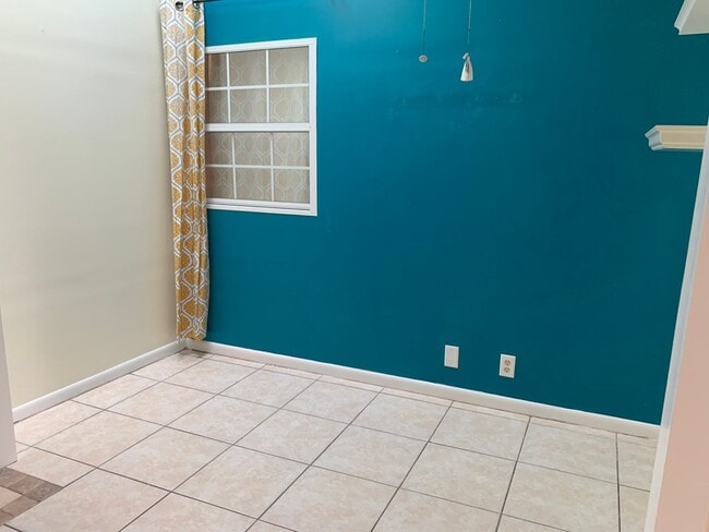 Building Photo - Well maintained townhome in Winter Park