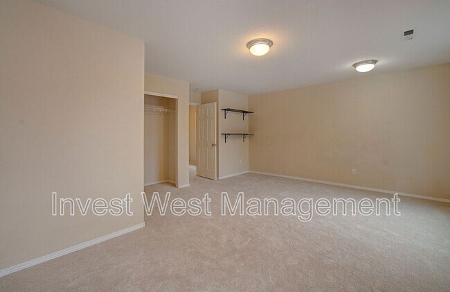 Building Photo - 15020 NW 1st Ave