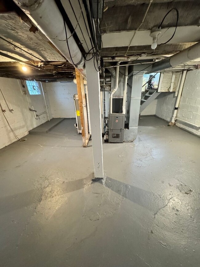 Building Photo - 534 E Prospect St