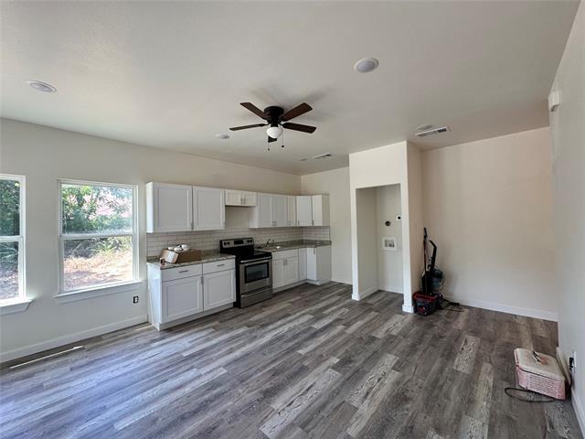 Building Photo - 4934 Echo Ave