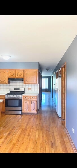 Building Photo - 2856 N Mason Ave