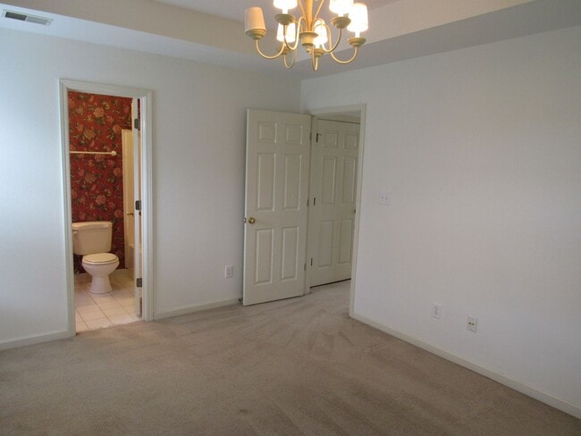 Building Photo - 1011 Wyndham Ln