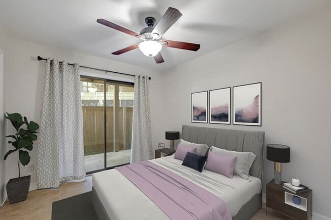 Building Photo - "Spacious 2-Bed, 2-Bath Condo Retreat in Prime San Marcos Location – 1036 Sq. Ft. of Comfort!"