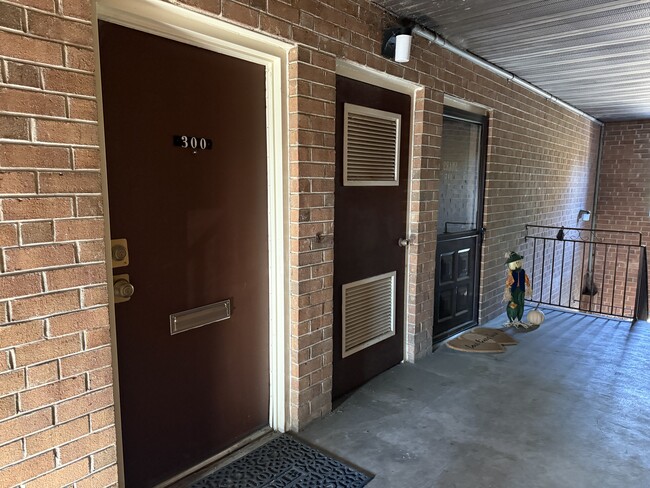 Building Photo - 316 White Horse Pike