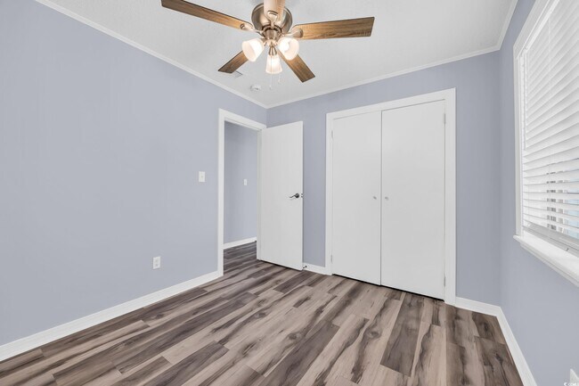 Building Photo - 950 Forestbrook Rd