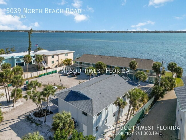 Building Photo - 5039 N Beach Rd