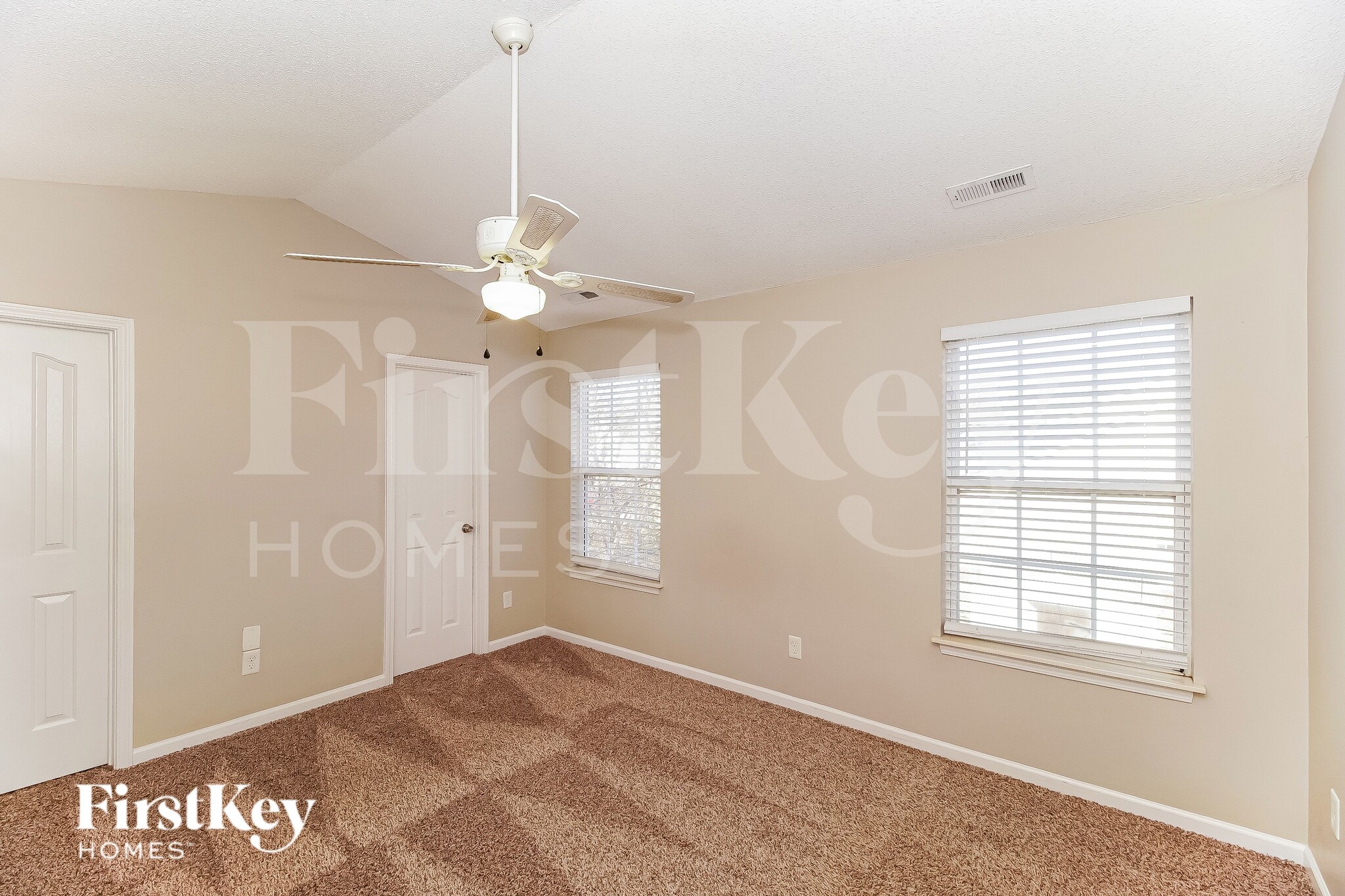 Building Photo - 12301 Carolina Crossing Dr