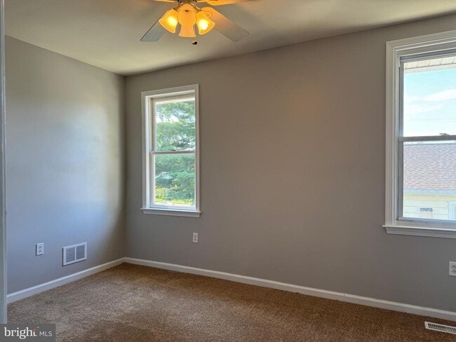 Building Photo - 22 Maryland Ave