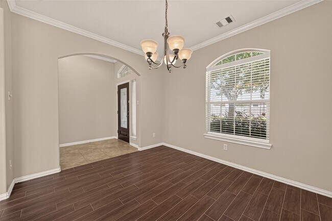 Building Photo - 12107 Redbud Brook Trail