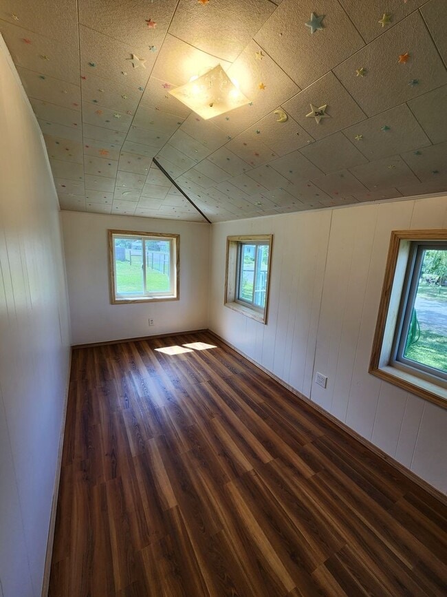 Building Photo - 2bdrm/1ba Single-level home in Ronan
