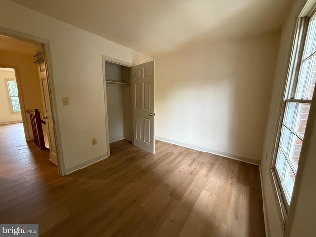 Building Photo - 58 Drumcastle Ct