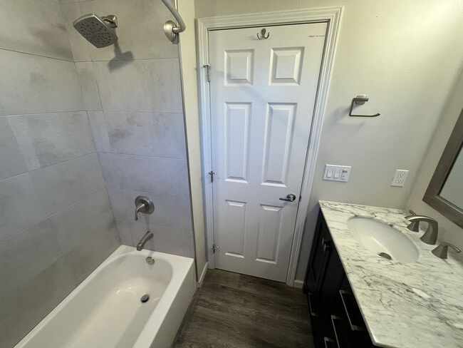 Building Photo - SAC T 2569