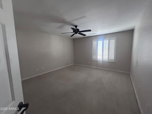 Building Photo - 29789 W Fairmount Ave