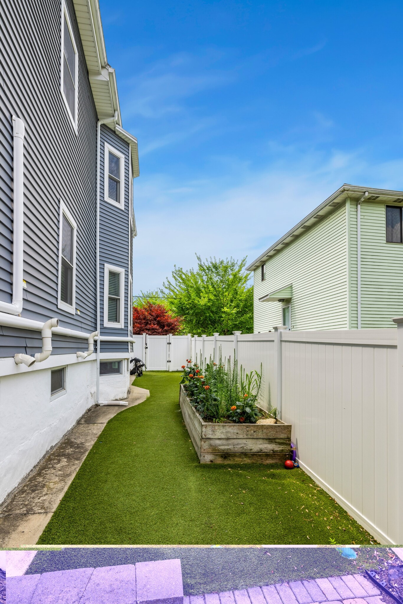 Side Yard - 409 Trapelo Rd