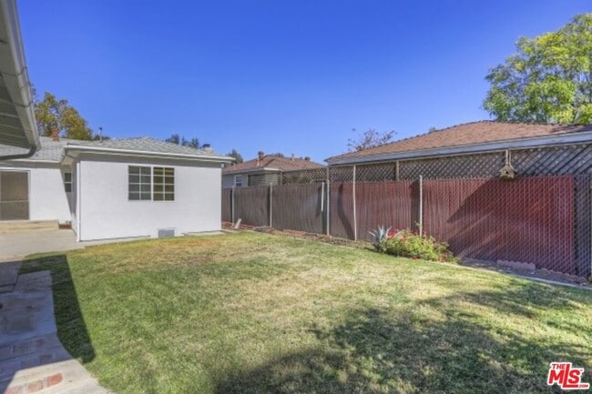 Building Photo - 22046 Galvez St