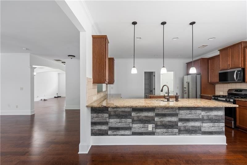 Building Photo - 2080 Red Barn Ct