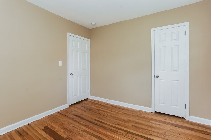 Building Photo - 2529 Graywall St