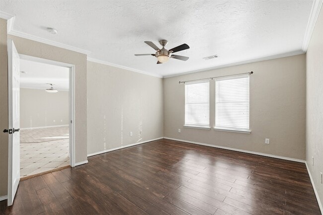 Building Photo - 2918 St Rita Dr