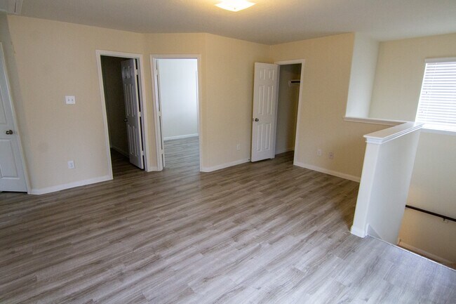 Building Photo - 12411 Gemma Ln