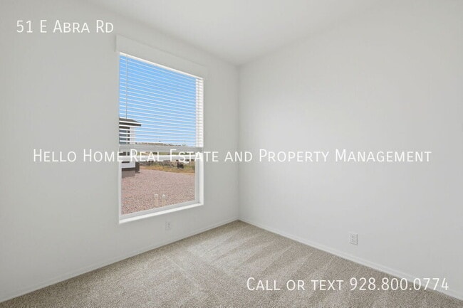 Building Photo - 51 E Abra Rd