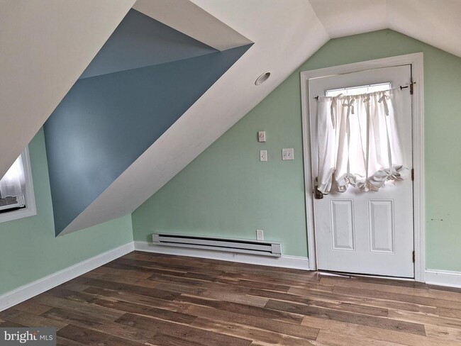 Building Photo - 9078 Knoll Run Ln