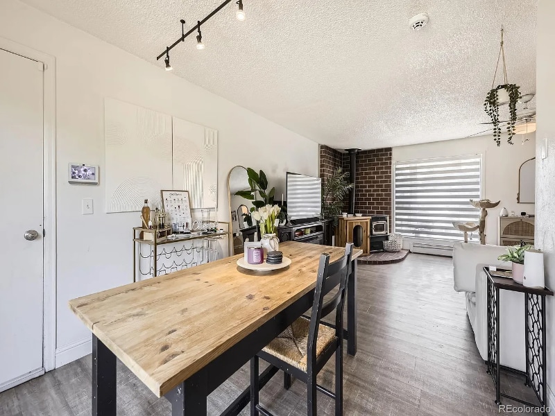 Building Photo - 10895 Fairfax Way