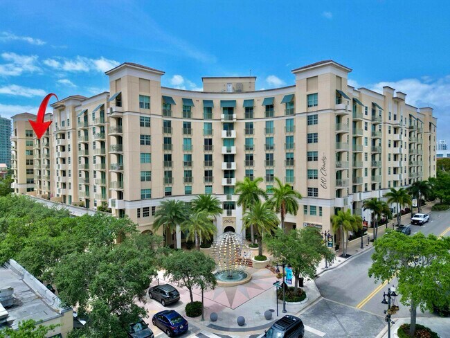 Building Photo - 610 Clematis St
