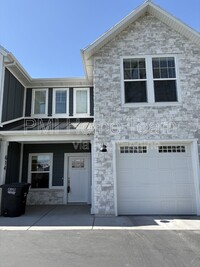 Building Photo - 614 W Cozy Ln