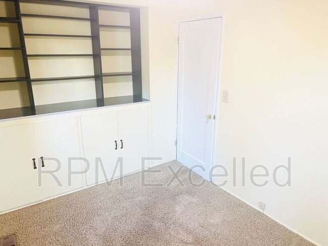 Building Photo - 112 SW 185th St