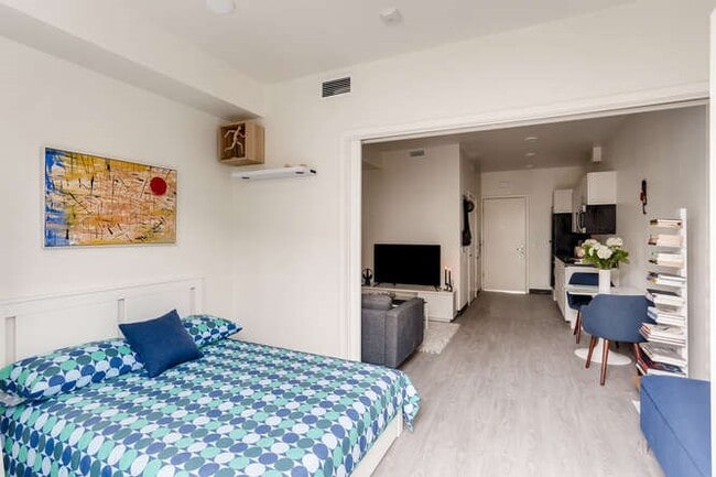Floorplan - 4252 Crenshaw