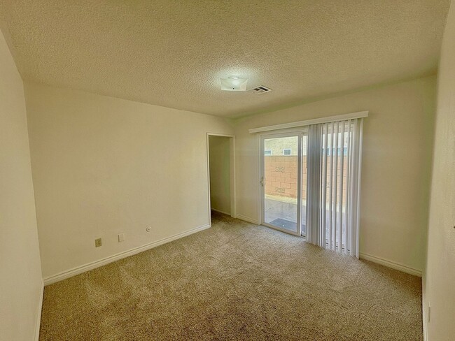 Building Photo - Spacious 3BR / 2BA + Bonus Room Home in Imperial Beach