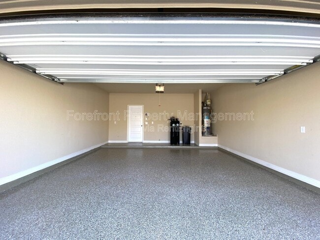 Building Photo - 1206 Ranch Falls