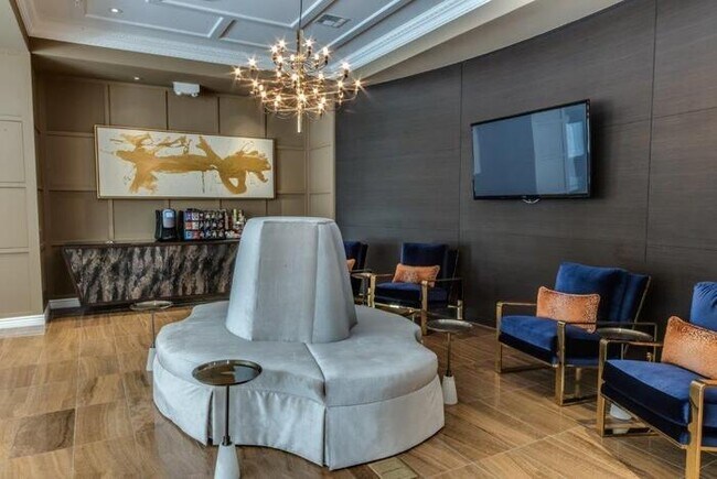 Building Photo - 4310 Dunlavy St