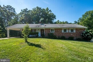 Building Photo - 3710 Woodburn Rd