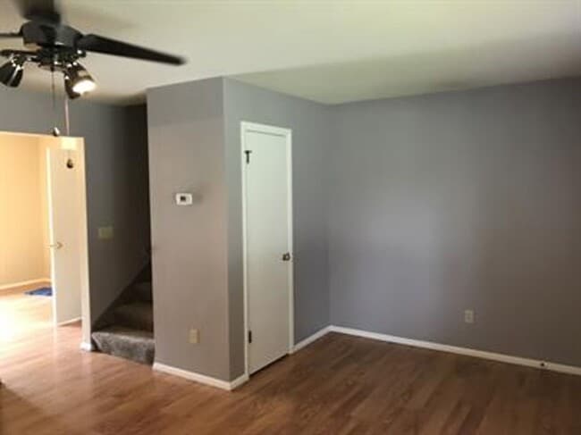 Building Photo - 2127 Ivy Ct