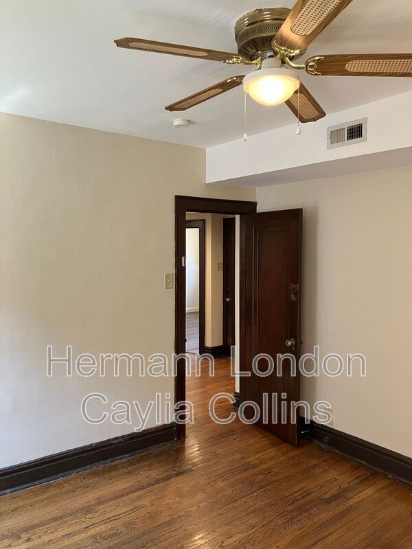 Building Photo - 4427 S Grand Blvd