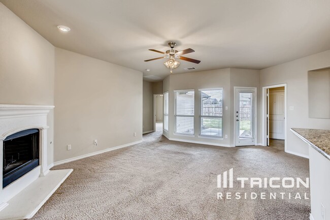 Building Photo - 1617 Grand Ct