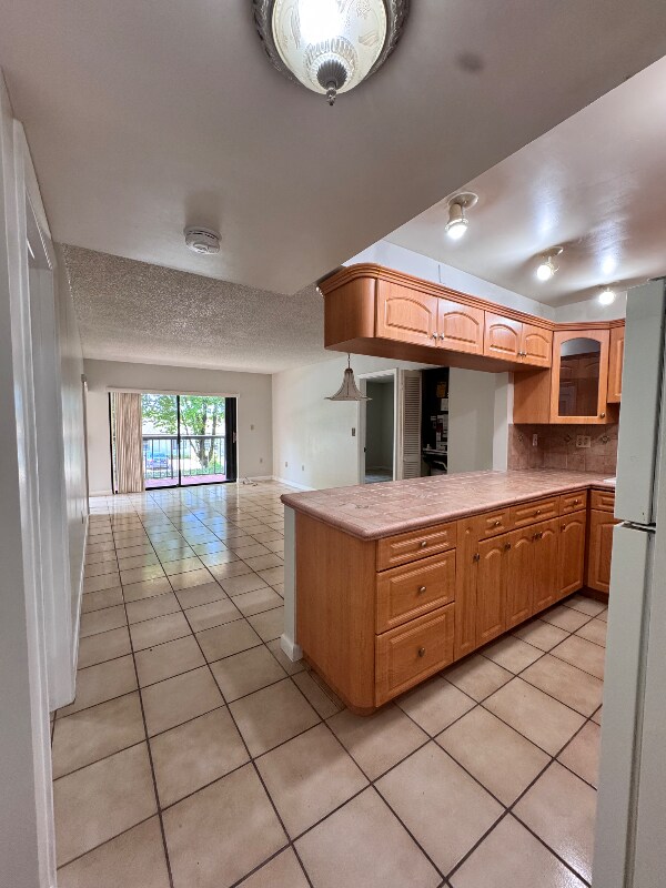 Building Photo - 995 SW 84th Ave