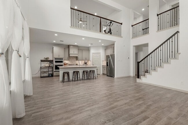 Building Photo - 29335 Red Rocks Pk Dr